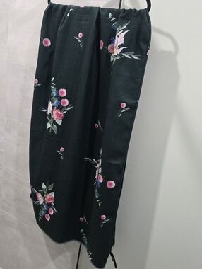 Ted Baker Floral Wrap Scarf Blanket With Fringe 26.5 X 76 inches